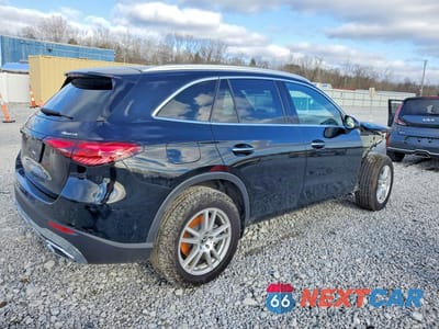Trzecie zdjęcie samochodu z tyłu: 2025 MERCEDES-BENZ GLC 300 4MATIC VIN:W1NKM4HB4SF402591 - miniatura