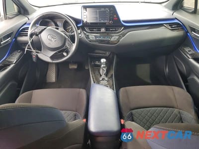 Zdjęcie 8 z 13 samochodu: 2020 TOYOTA C-HR XLE VIN:JTNKHMBX2L1068071 - miniatura