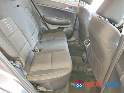 Zdjęcie 11 z 12 samochodu: 2017 KIA SPORTAGE LX VIN:KNDPMCAC0H7088595 - miniatura