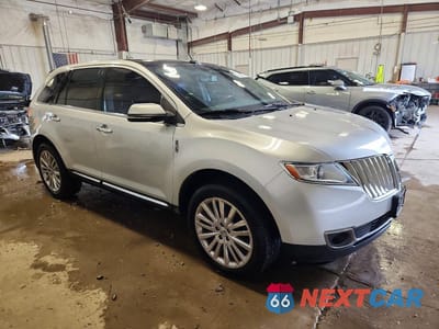 Czwarte zdjęcie samochodu z boku: 2014 LINCOLN MKX VIN:2LMDJ8JKXEBL00583 - miniatura