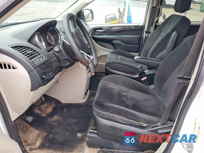Zdjęcie 7 z 13 samochodu: 2019 DODGE GRAND CARAVAN SE VIN:2C4RDGBG3KR573286 - miniatura