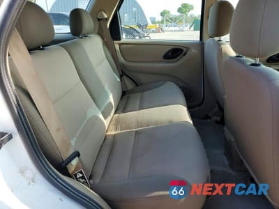 Zdjęcie 10 z 12 samochodu: 2003 FORD ESCAPE XLS VIN:1FMYU92143KE05753 - miniatura