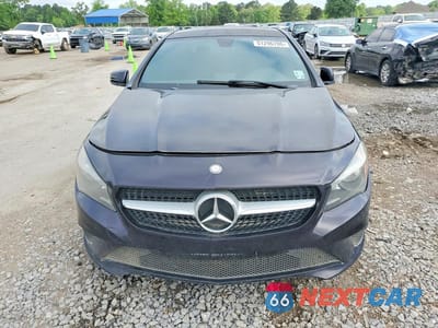 Piąte zdjęcie samochodu w środku: 2014 MERCEDES-BENZ CLA 250 VIN:WDDSJ4EB5EN050870 - miniatura