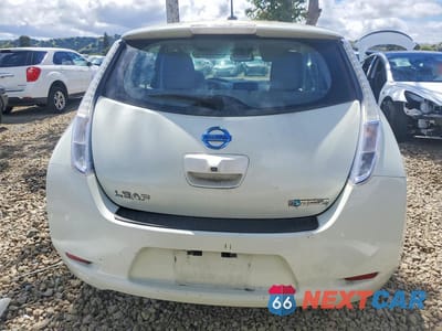 Zdjęcie 6 z 12 samochodu: 2012 NISSAN LEAF SV VIN:JN1AZ0CPXCT015565 - miniatura