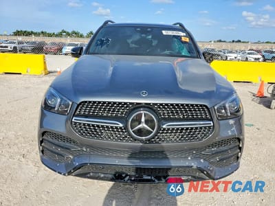 Piąte zdjęcie samochodu w środku: 2023 MERCEDES-BENZ GLE 350 VIN:4JGFB4JB9PA962096 - miniatura