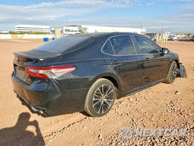 Trzecie zdjęcie samochodu z tyłu: 2018 TOYOTA CAMRY SE VIN:4T1B11HK5JU571166 - miniatura