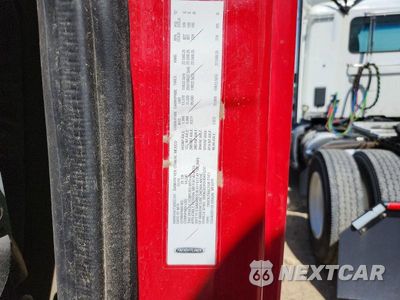Zdjęcie 10 z 10 samochodu: 2017 FREIGHTLINER CASCADIA 125 SEMI TRUCK VIN:3AKNGEDR3HDHT5237 - miniatura