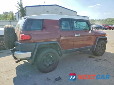 Trzecie zdjęcie samochodu z tyłu: 2008 TOYOTA FJ CRUISER BASE VIN:JTEBU11F78K041646 - miniatura