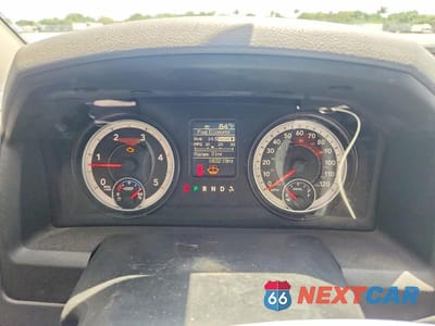 Zdjęcie 9 z 12 samochodu: 2015 RAM 3500 ST VIN:3C63RRGL9FG666650 - miniatura