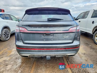 Zdjęcie 6 z 14 samochodu: 2019 LINCOLN NAUTILUS RESERVE VIN:2LMPJ8LP7KBL26379 - miniatura