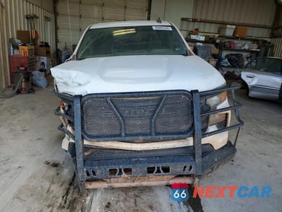 Piąte zdjęcie samochodu w środku: 2024 CHEVROLET SILVERADO K1500 CUSTOM VIN:1GCPDBEKXRZ320525 - miniatura