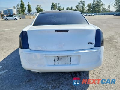 Zdjęcie 6 z 12 samochodu: 2013 CHRYSLER 300 S VIN:2C3CCABG9DH699431 - miniatura