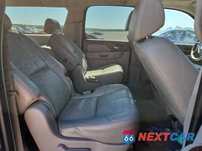 Zdjęcie 11 z 13 samochodu: 2007 CHEVROLET SUBURBAN C1500 VIN:3GNFC16067G266473 - miniatura