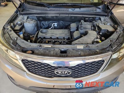 Zdjęcie 12 z 12 samochodu: 2011 KIA SORENTO LX VIN:5XYKT3A18BG167633 - miniatura