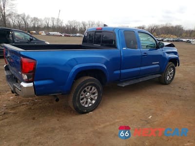 Trzecie zdjęcie samochodu z tyłu: 2018 TOYOTA TACOMA SR5 V6 VIN:5TFRZ5CN7JX064272 - miniatura