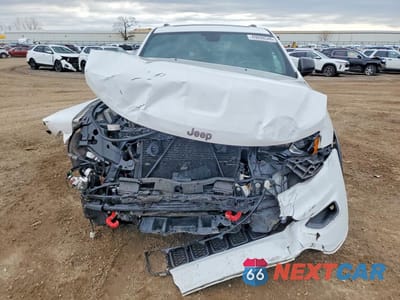 Piąte zdjęcie samochodu w środku: 2019 JEEP GRAND CHEROKEE TRAILHAWK VIN:1C4RJFLG0KC528008 - miniatura