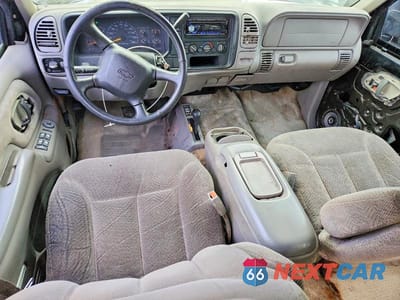 Zdjęcie 8 z 13 samochodu: 1999 CHEVROLET TAHOE K1500 VIN:1GNEK13R4XJ376535 - miniatura