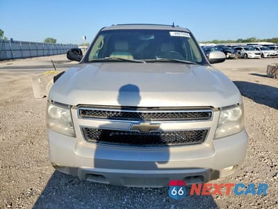 Piąte zdjęcie samochodu w środku: 2007 CHEVROLET SUBURBAN K1500 VIN:3GNFK16307G237399 - miniatura
