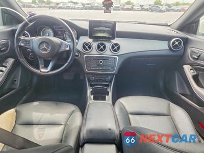 Zdjęcie 8 z 12 samochodu: 2015 MERCEDES-BENZ CLA 250 VIN:WDDSJ4EB7FN218302 - miniatura