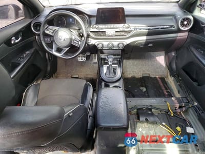 Zdjęcie 8 z 12 samochodu: 2020 KIA FORTE GT LINE VIN:3KPF34AD2LE255934 - miniatura