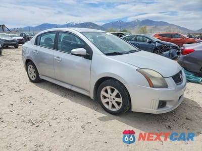 Czwarte zdjęcie samochodu z boku: 2010 NISSAN SENTRA 2.0 VIN:3N1AB6AP6AL705423 - miniatura