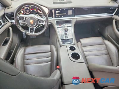 Zdjęcie 8 z 12 samochodu: 2017 PORSCHE PANAMERA 2 VIN:WP0AA2A78HL102276 - miniatura