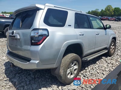 Trzecie zdjęcie samochodu z tyłu: 2016 TOYOTA 4RUNNER SR5 PREMIUM VIN:JTEBU5JR2G5312479 - miniatura