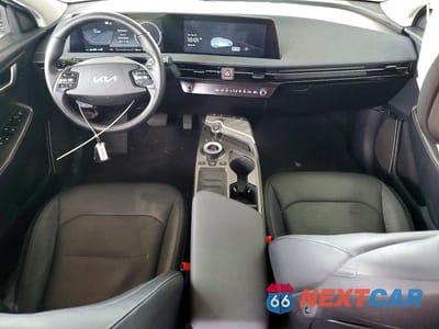Zdjęcie 8 z 12 samochodu: 2024 KIA EV6 WIND VIN:KNDC34LA2R5194921 - miniatura