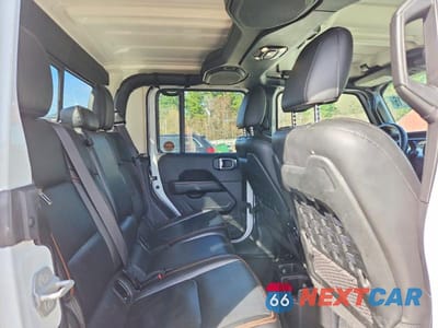 Zdjęcie 10 z 12 samochodu: 2023 JEEP GLADIATOR MOJAVE VIN:1C6JJTEG8PL502277 - miniatura