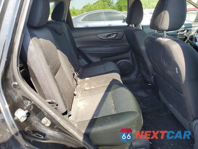 Zdjęcie 11 z 13 samochodu: 2018 NISSAN ROGUE SV VIN:KNMAT2MT9JP601704 - miniatura