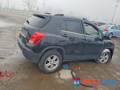 Trzecie zdjęcie samochodu z tyłu: 2016 CHEVROLET TRAX 1LT VIN:KL7CJPSB7GB744935 - miniatura