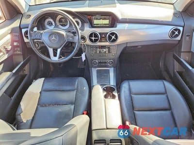 Zdjęcie 8 z 13 samochodu: 2015 MERCEDES-BENZ GLK 350 VIN:WDCGG5HB4FG423526 - miniatura
