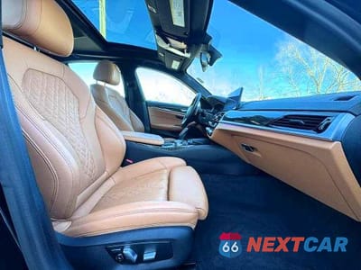 Piąte zdjęcie samochodu w środku: 2021 BMW 530 XI VIN:WBA13BJ05MWW91614 - miniatura