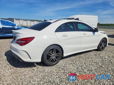 Trzecie zdjęcie samochodu z tyłu: 2019 MERCEDES-BENZ CLA 250 4MATIC VIN:WDDSJ4GB1KN722013 - miniatura