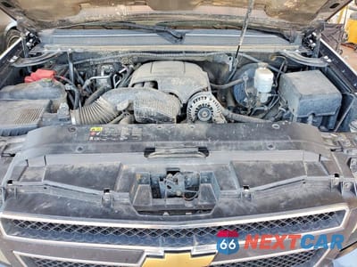 Zdjęcie 12 z 13 samochodu: 2013 CHEVROLET SUBURBAN VIN:1GNSCHE02DR212835 - miniatura