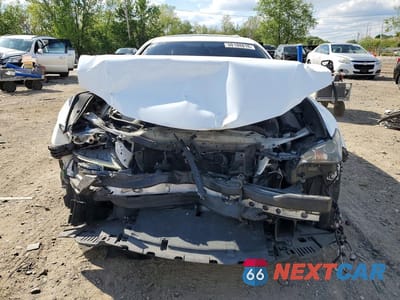 Piąte zdjęcie samochodu w środku: 2015 LEXUS RC 350 VIN:JTHHE5BC9F5003711 - miniatura