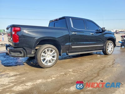 Trzecie zdjęcie samochodu z tyłu: 2026 CHEVROLET SILVERADO K1500 HIGH COUNTRY VIN:2GCUKJED3T1100146 - miniatura