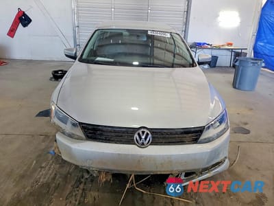 Piąte zdjęcie samochodu w środku: 2011 VOLKSWAGEN JETTA SE VIN:3VWBX7AJ6BM387798 - miniatura