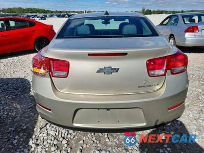Zdjęcie 6 z 12 samochodu: 2014 CHEVROLET MALIBU LS VIN:1G11B5SL7EF111578 - miniatura