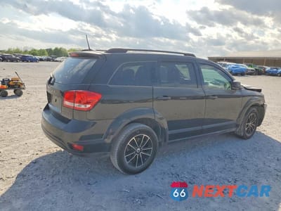 Trzecie zdjęcie samochodu z tyłu: 2019 DODGE JOURNEY SE VIN:3C4PDCBG1KT750768 - miniatura