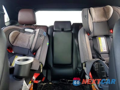 Zdjęcie 10 z 13 samochodu: 2022 FORD EDGE TITANIUM VIN:2FMPK4K91NBB01884 - miniatura