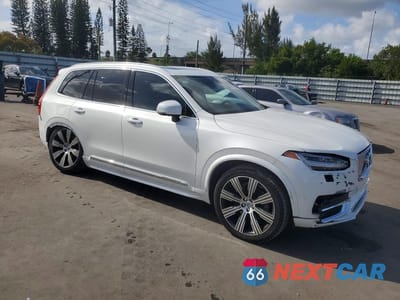 Czwarte zdjęcie samochodu z boku: 2020 VOLVO XC90 T6 INSCRIPTION VIN:YV4A221L9L1618416 - miniatura
