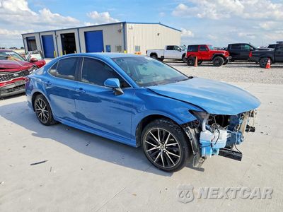 Czwarte zdjęcie samochodu z boku: 2023 TOYOTA CAMRY SE VIN:4T1G11AK5PU185582 - miniatura