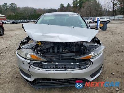 Piąte zdjęcie samochodu w środku: 2017 FORD FOCUS SE VIN:1FADP3K26HL215749 - miniatura