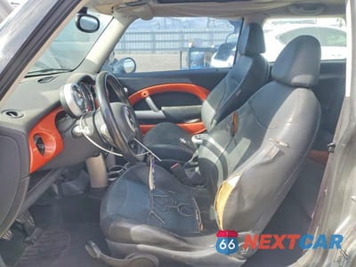 Zdjęcie 7 z 12 samochodu: 2003 MINI COOPER S VIN:WMWRE33453TD63969 - miniatura