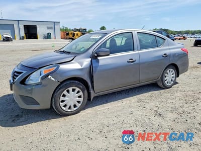 2017 NISSAN VERSA 1.6 S PLUS 3N1CN7AP0HL851218 - główne zdjęcie licytacji z USA - miniatura