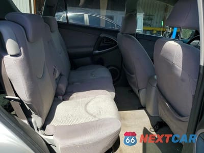 Zdjęcie 11 z 13 samochodu: 2007 TOYOTA RAV4 BASE VIN:JTMBK33V176025170 - miniatura
