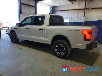 Drugie zdjęcie samochodu z przodu: 2022 FORD F150 LIGHTNING PRO VIN:1FTVW1EL4NWG04894 - miniatura