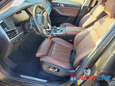 Zdjęcie 7 z 13 samochodu: 2022 BMW X7 XDRIVE40I VIN:5UXCW2C01N9L61256 - miniatura