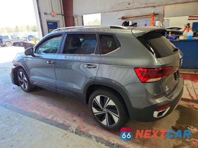 Drugie zdjęcie samochodu z przodu: 2024 VOLKSWAGEN TAOS SE VIN:3VVUX7B26RM031432 - miniatura